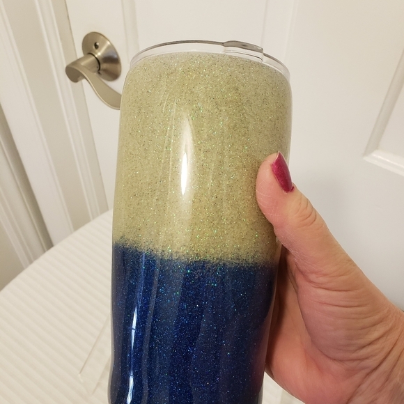 "POLICE WIFE" DRINK TUMBLER WITH LID - Picture 6 of 6